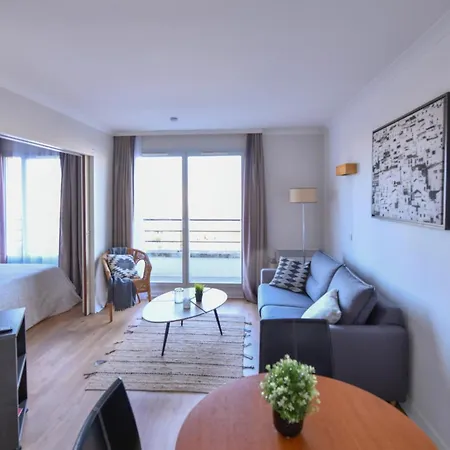 Appartamento Bright With Balcony At Buttes Chaumont Parigi