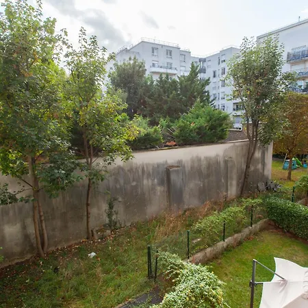 Appartamento Bright With Balcony At Buttes Chaumont Parigi