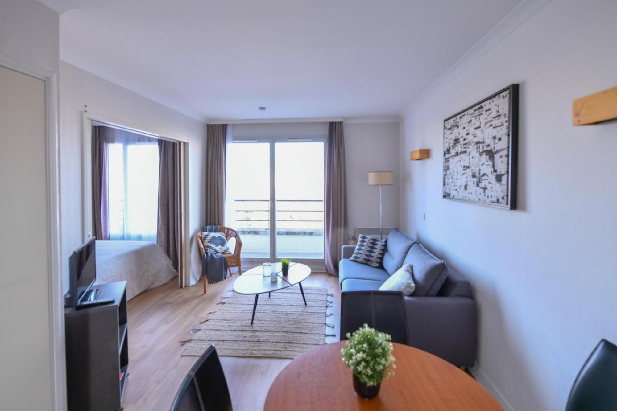 Appartamento Bright With Balcony At Buttes Chaumont Parigi